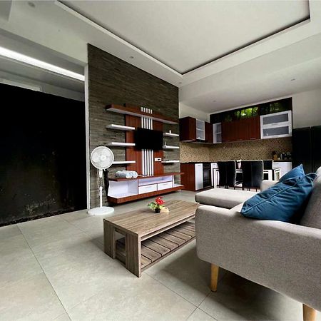 Вилла Puri Keraton Seminyak Экстерьер фото